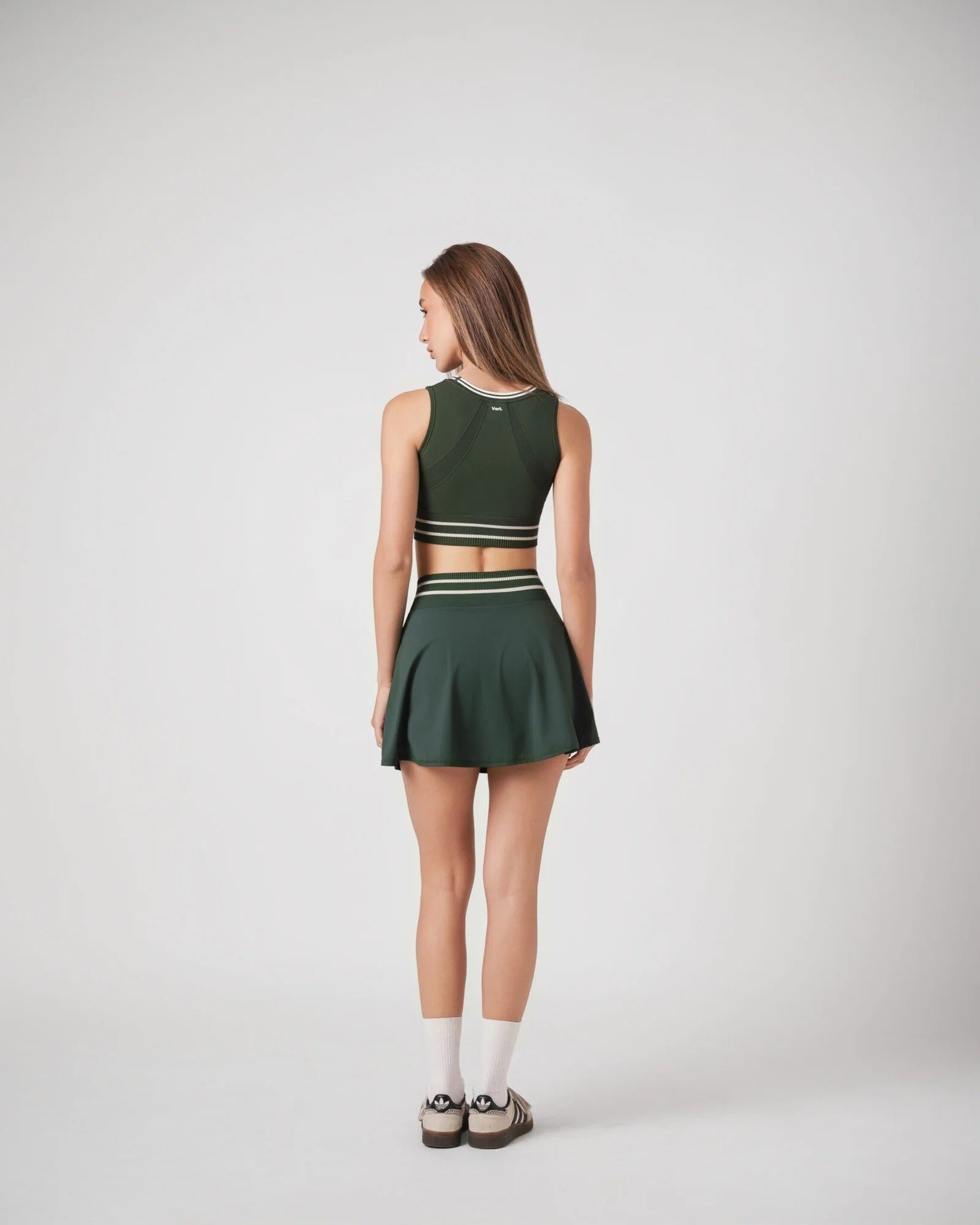 Ensemble Aryna Rétro Tennis &amp; Padel – Vert royal – Brassière Rembourrée + Jupe